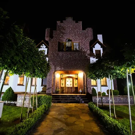 Krysztalowy Dworek Hotel Zbychowo