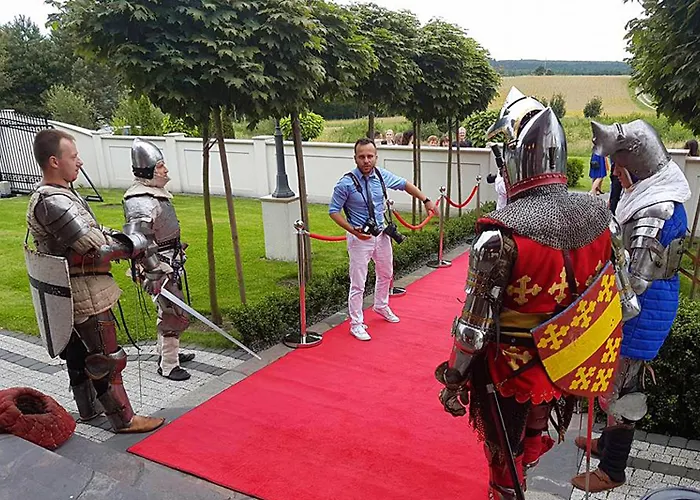 Krysztalowy Dworek فندق Zbychowo